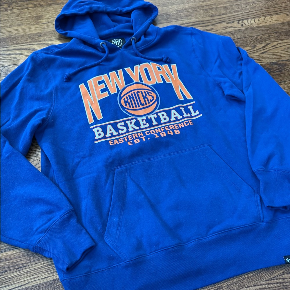 #670 NEW YORK KNICKS (47 Brand) NBA Basketball Blue Hoodie - Picture 10 of 15